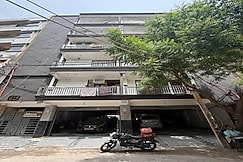Golden Eclipse Luxury Stays 2BHK set, Faridabad