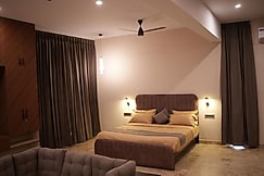 Aadvik Luxury Farm Resort, Hunsur