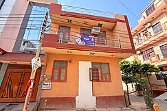 Shri Vrinda Nikunj - Best Stay In Vrindavan Near All Mandir AC Rooms & Parking, Vrindavan