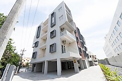 Viyan Stays Rooms in a Luxury Service Apartment near Airport, Coimbatore