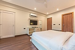 ALOHA on the Ganges 2bhk Ganga Facing 304, Rishikesh