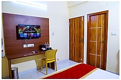 Aero Nest Hotel, Bangalore