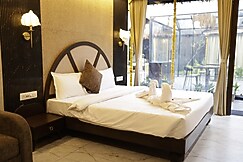 Hide Away Villa Premium Stay, Indore