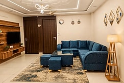 Entire 3BHK By Aarambh Homestays -100 Mtrs From IT Park, Dehradun