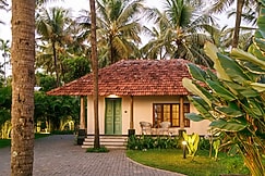 Shell Beachfront by the Sea, Kunnamkullam