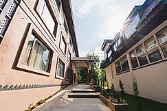Voyage Collective (3mins walk to Dal Lake), Srinagar
