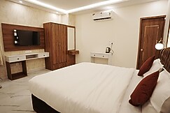 VENUS INN, Lucknow