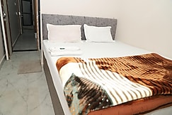 Maa Kripa guest house, Ujjain