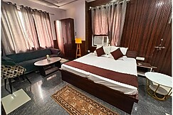 Gayatri Seva Dham-Vrindavan, Vrindavan