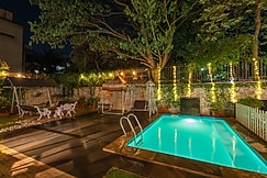 SaffronStays Chandralok Suites, Lonavala