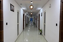 PLAY HOTEL BUDHA TOWER Sector 18 Metro, Noida