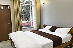 RadhaKrishna Lodge, Murudeshwar
