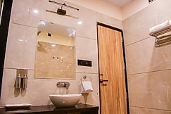 Mandus Green Valley Resort, Mandu