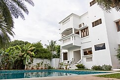 The Bougainvillea, Chennai