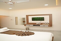 Hotel Jayesh, Ahilyanagar