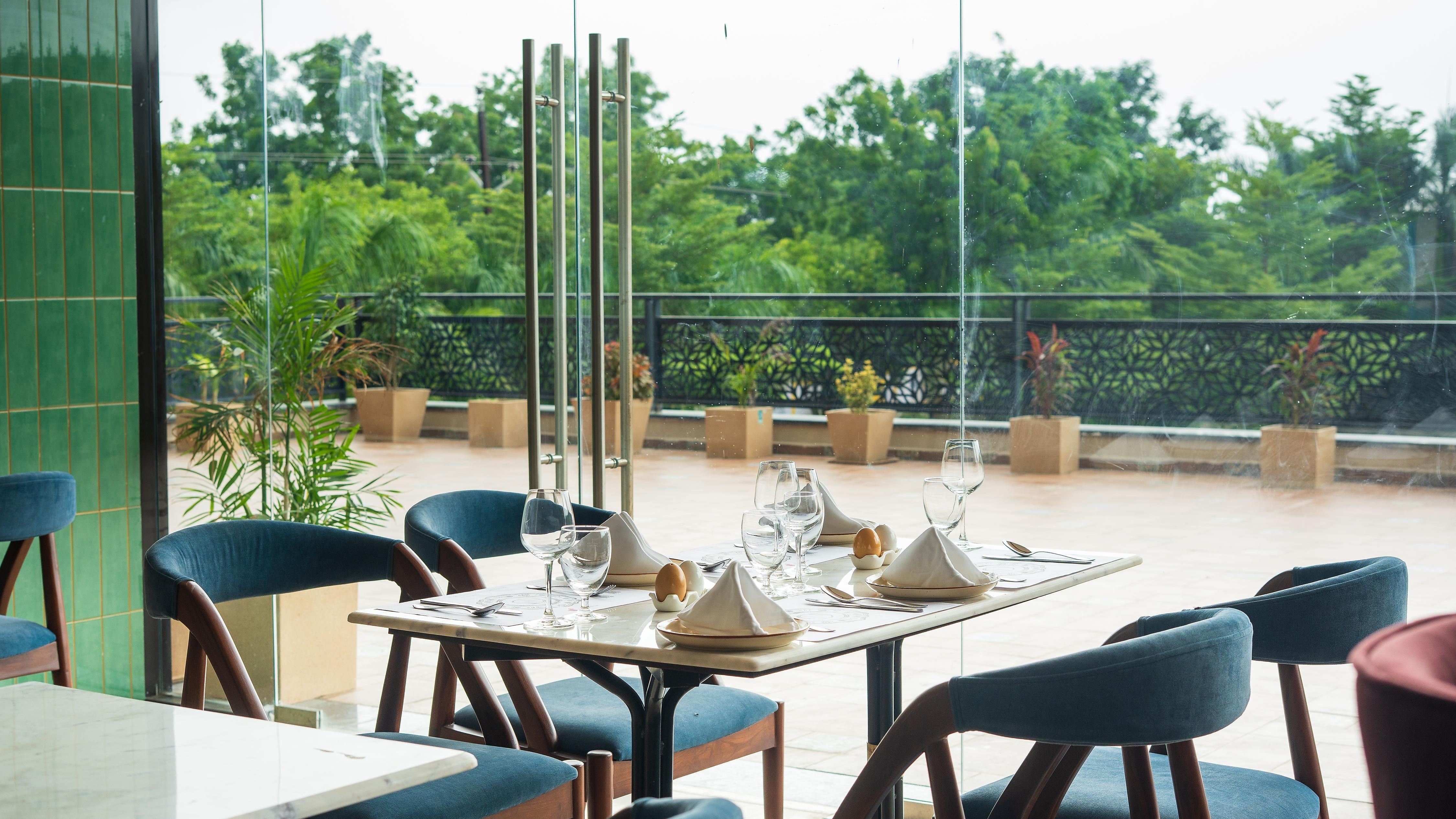 Bougainvillea : All Day Dining