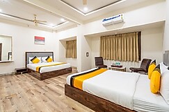 Itsy Hotel Maitreya, Shirdi
