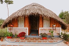 Meikha Hut, Pynursla by B&Bp, Cherrapunji