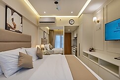 Bridgerton Montblanc, Pune