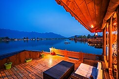7 Heaven Heritage, Srinagar