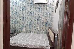 Mangalam Guest House, Kirakat