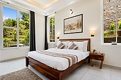 Gablepine Crest 2BHK, Arki