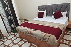 Gauraj dham, Vrindavan