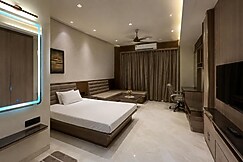 THE MOONLIGHT, Greater Noida
