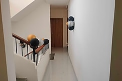 Hotel O Parinda, Pune