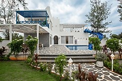 ELIVAAS Prive Casa Santorini Greek Style 2BHK Villa with Pvt Pool & Water Slide, Mahabalipuram