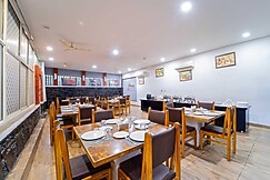 Treebo Hotel Velvet, Prayagraj