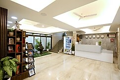 301 by Acuserve, Thane
