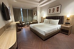 Pause by Saltstayz- Cyber City, Gurgaon
