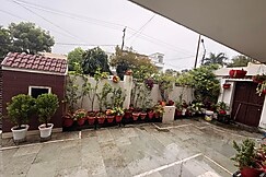 The breezeway, Dehradun