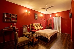 Sakshi's Paradise, Delhi