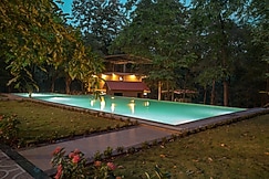 Nature Trails Ina Resort Dodamarg, Amboli