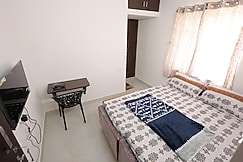 Splendid Rooms Near Airport by Ani living Spaces, Bangalore