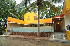 Teak Leaf Pavilion | 4BH Glass Pool Party Villa, Auroville