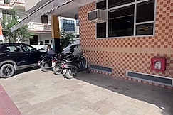Apple Nine, Jaipur