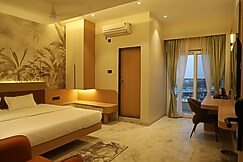9 Apple Stay, Ambejogai