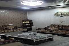 AHLUWALIAS HOMESTAY, Nahan