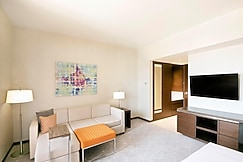 Hyatt Place Dubai Al Rigga., دبى