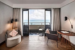 Pullman Bali Legian Beach, Bali
