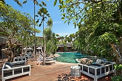 Peppers Seminyak, Bali