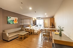 B.U. Place Hotel Bangkok, 