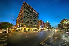 M2 de bangkok, Bangkok