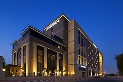 Le Meridien Dubai Hotel & Conference Centre, Sharjah
