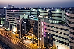 Crowne Plaza Hotel- Dubai Deira, Sharjah