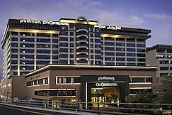 Pullman Dubai Creek City Centre, Sharjah