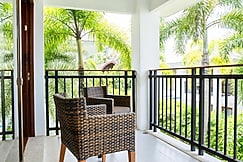 Holiday Inn Resort Phuket Karon Beach, an IHG Hotel, Phi Phi